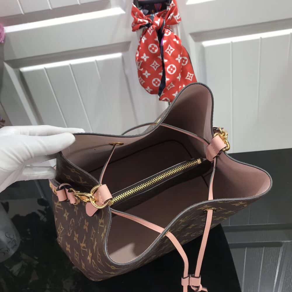 Louis Vuitton Neonoe Rose Pink 26Cm M44022