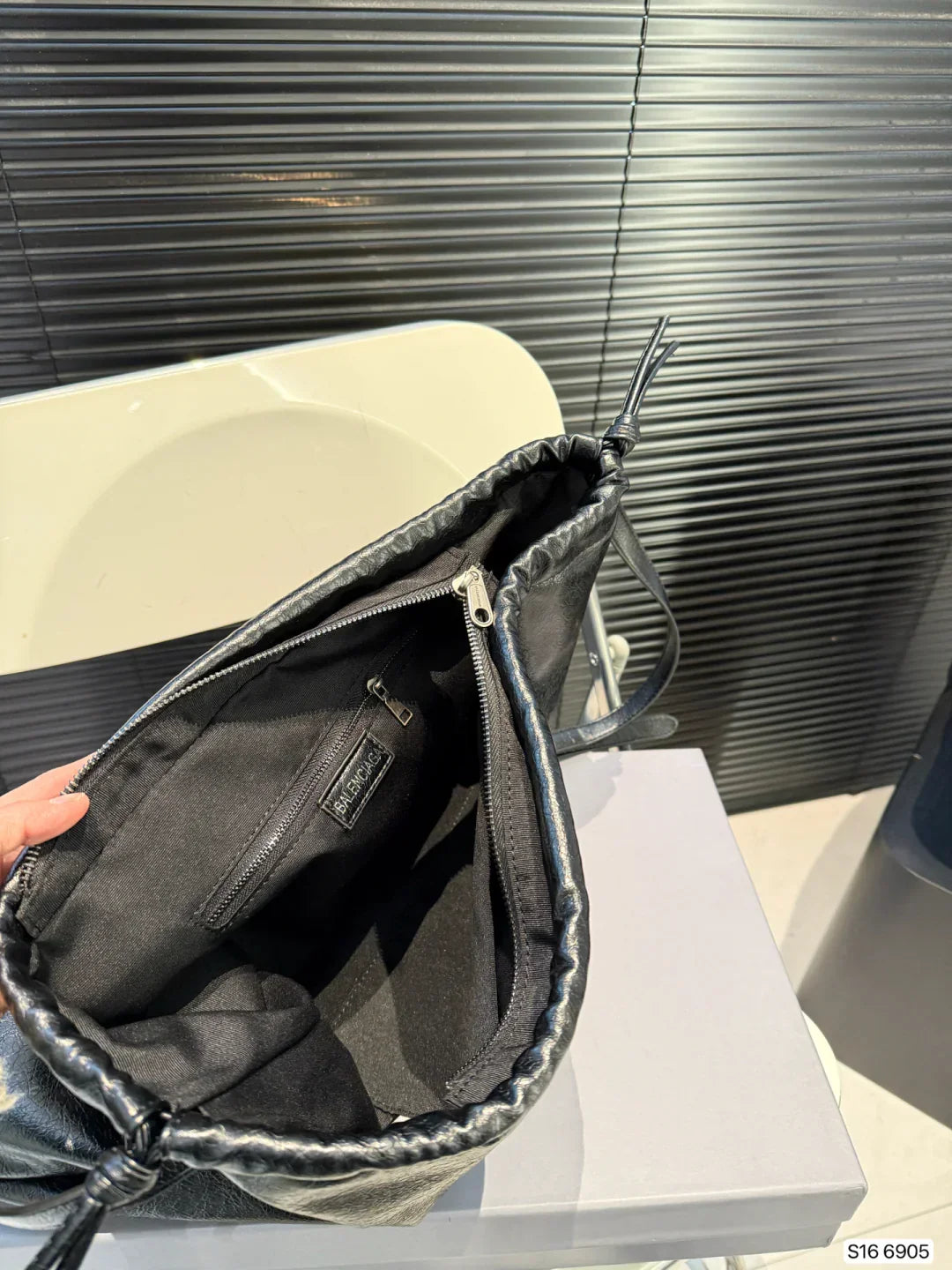 BALENCIAGA Shopper Dustbag Unique Trend