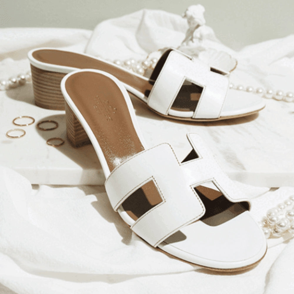 Hermes Oasis Sandals 26MM In White