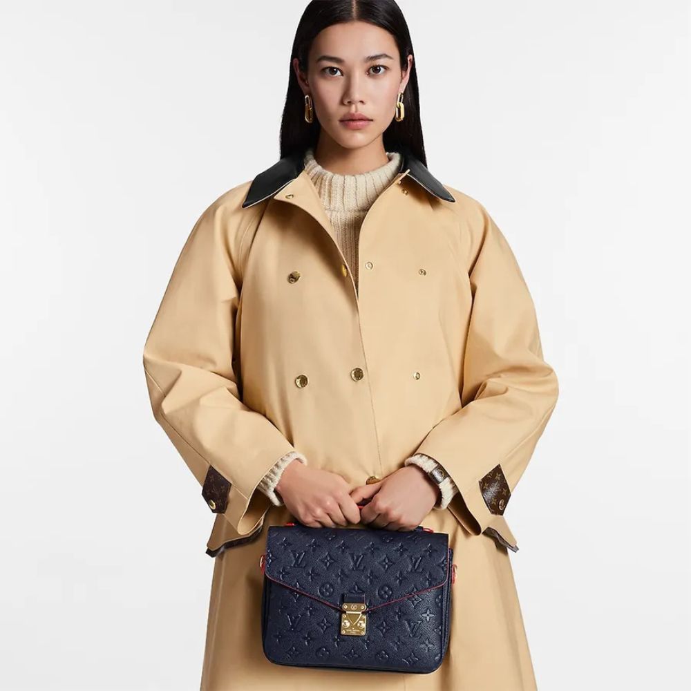Louis Vuitton Pochette Metis Dark Blue 25Cm M44071