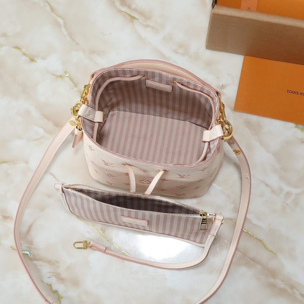 Louis Vuitton Neonoé BB Bag Eden Beige 20Cm M14401