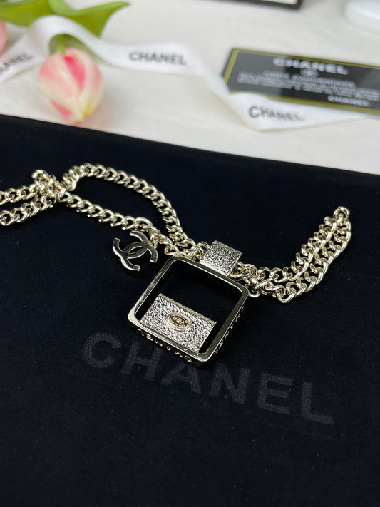 EN – Lux Chanel Necklaces 004