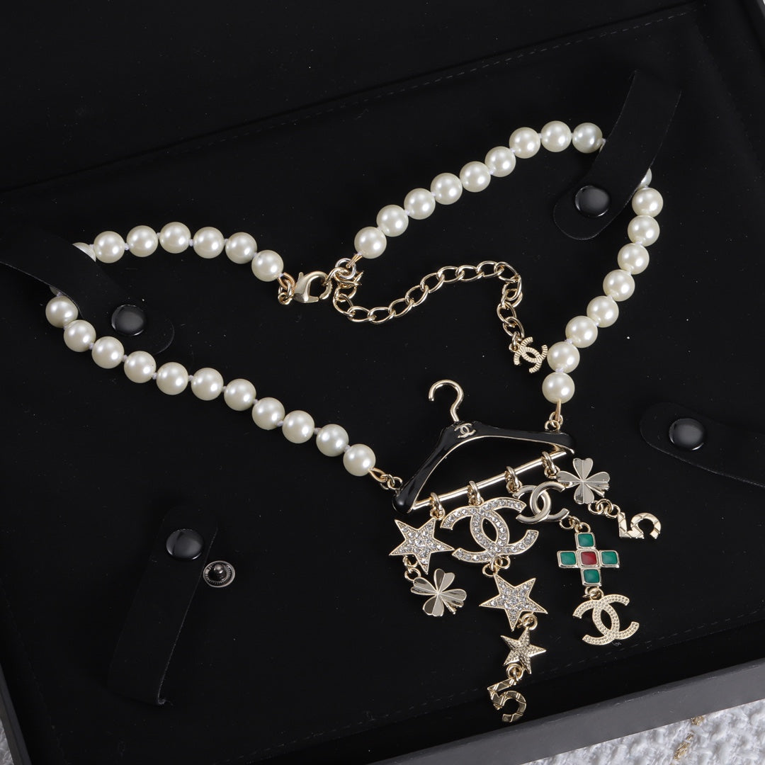 EN – Lux Chanel Necklaces 008