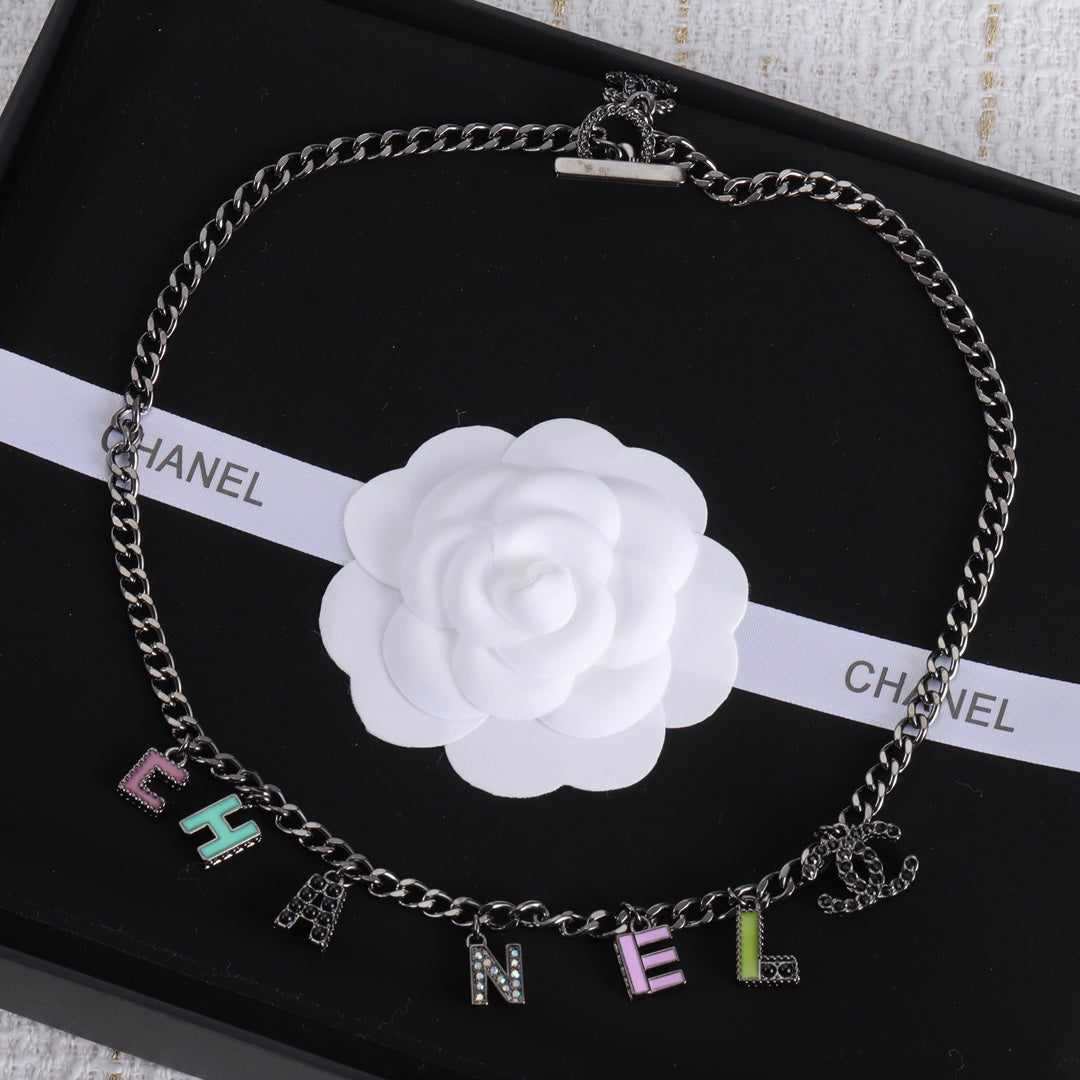 EN – Lux Chanel Necklaces 011
