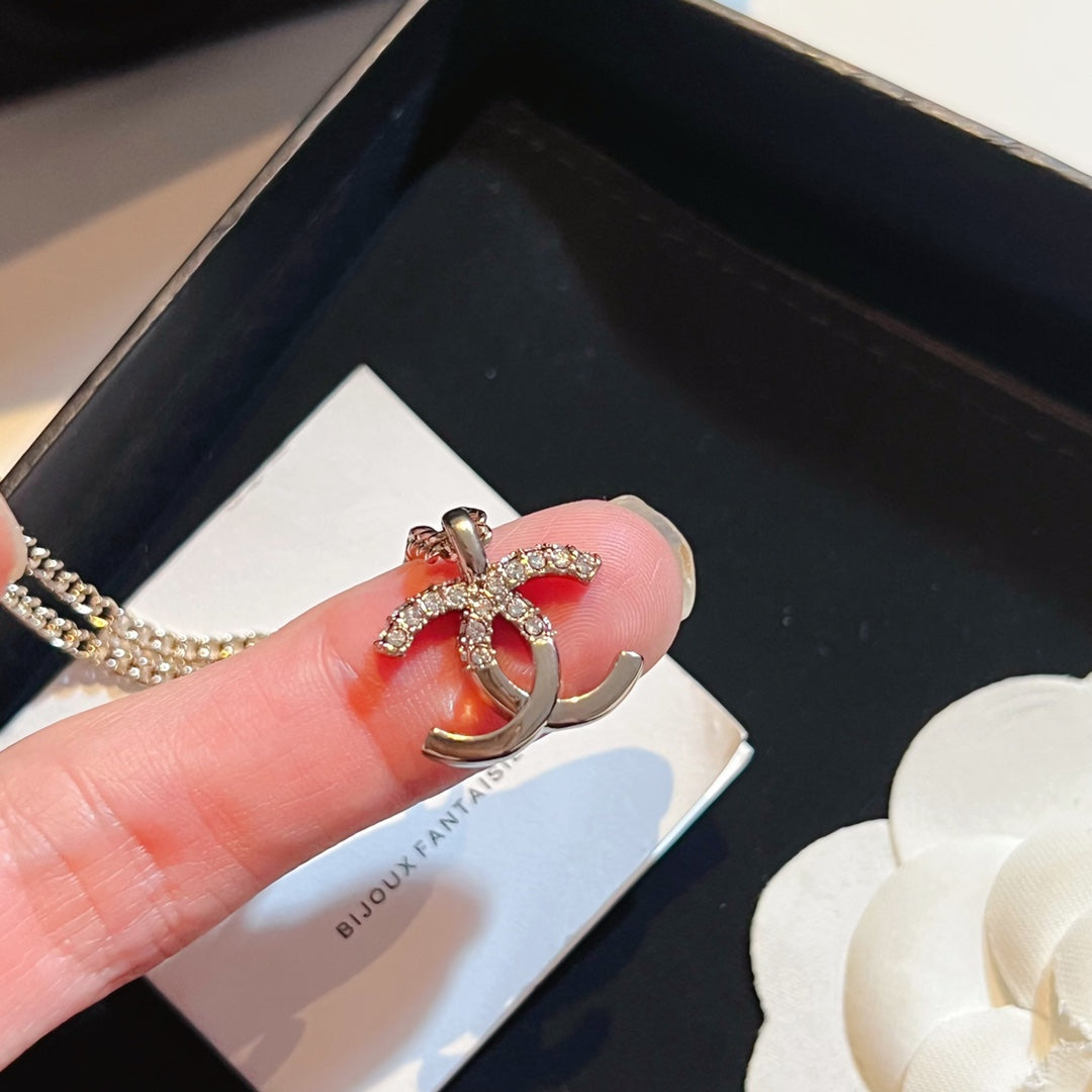 EN – Lux Chanel Necklaces 029