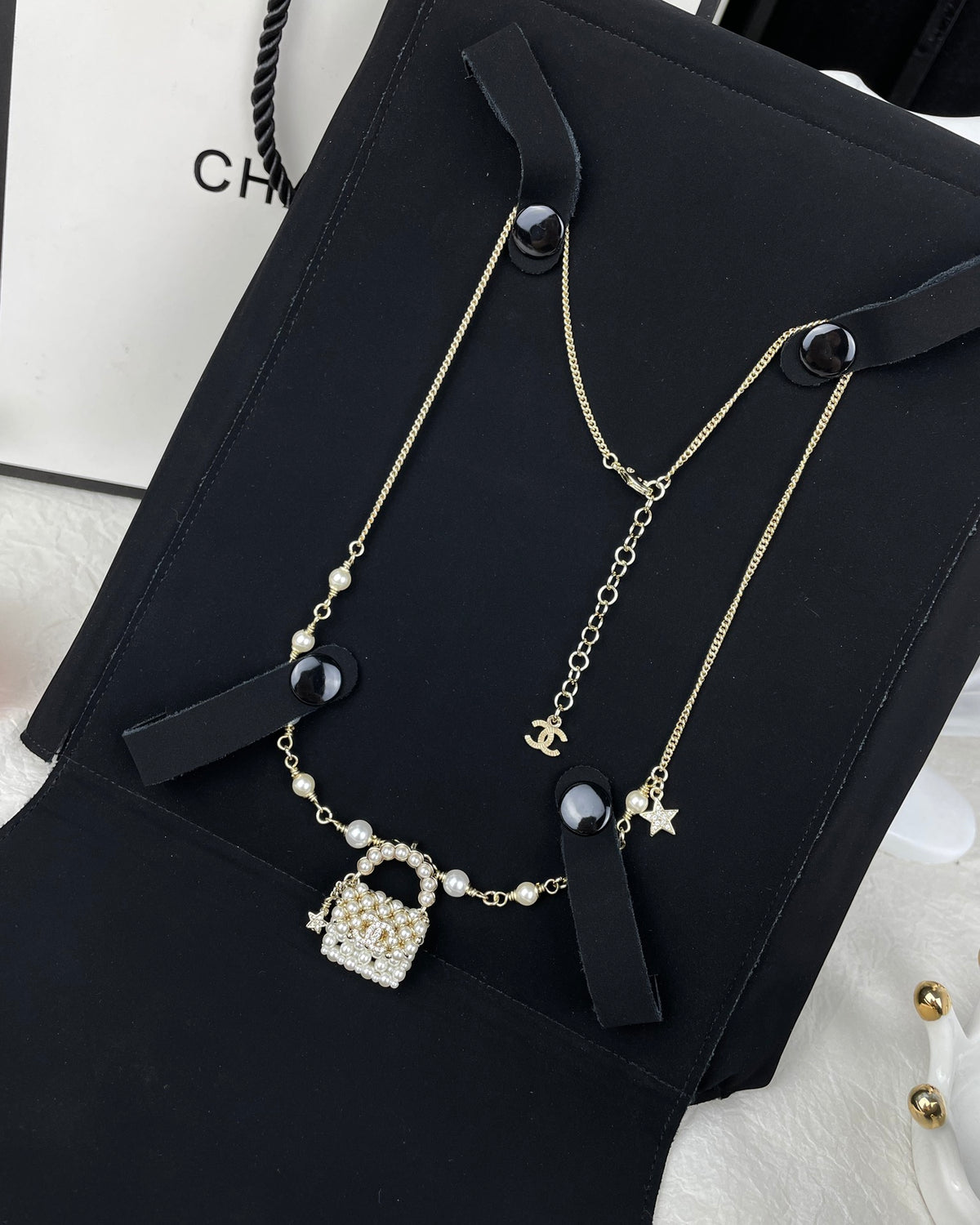 EN – Lux Chanel Necklaces 005