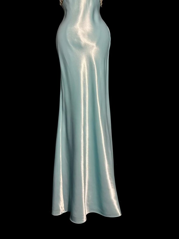 Light blue halter-neck fitted backless long sexy ball gown R8104