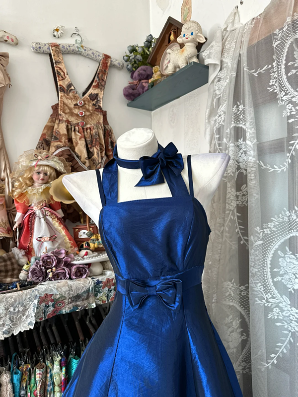 Blue halter neck satin waist slim fit A-line maxi ball gown R6136