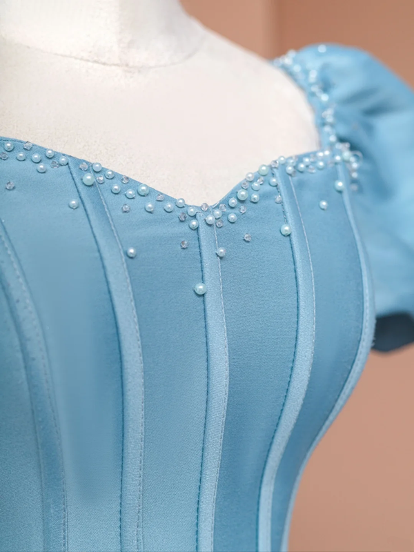 Blue puff-sleeved, fitted, long, elegant ball gown R8491