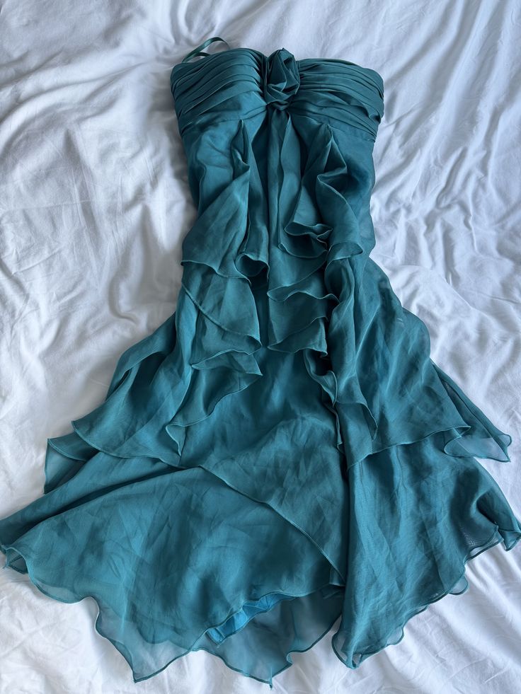 Retro Short Strapless Layered Chiffon Evening Dress gh7000