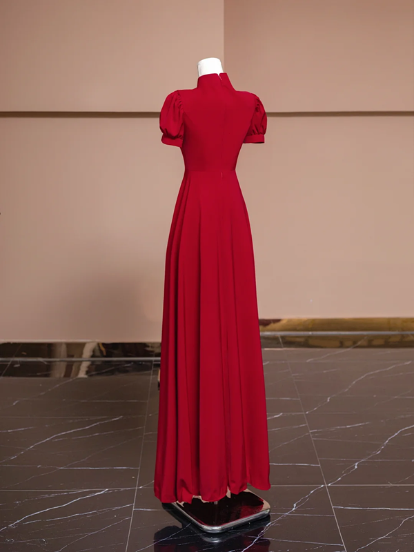 Red Chinese-style neckline, fitted waist, long ball gown/bridal dress R8319