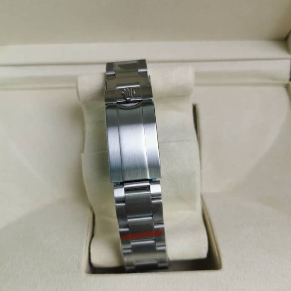 Rolex Submariner Date Green Oystersteel 41Mm