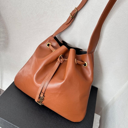 Saint Laurent Paris VII Medium Flat Hobo Bag In Smooth Brown 28Cm