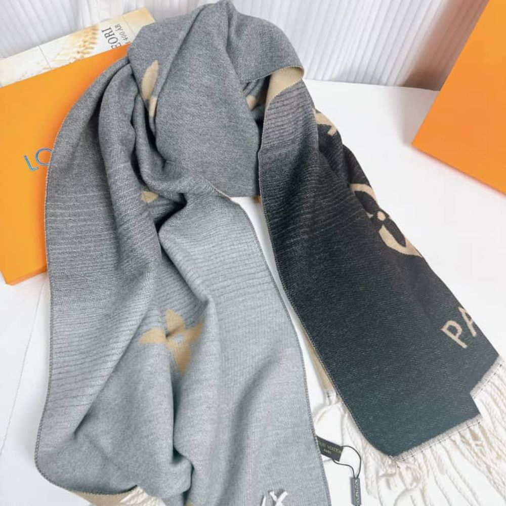 Louis Vuitton Gradient Shawl 190Cm