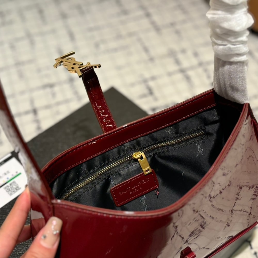 Saint Laurent Le 5 A 7 Patent Hobo Bag In Shiny Wine Red 25Cm