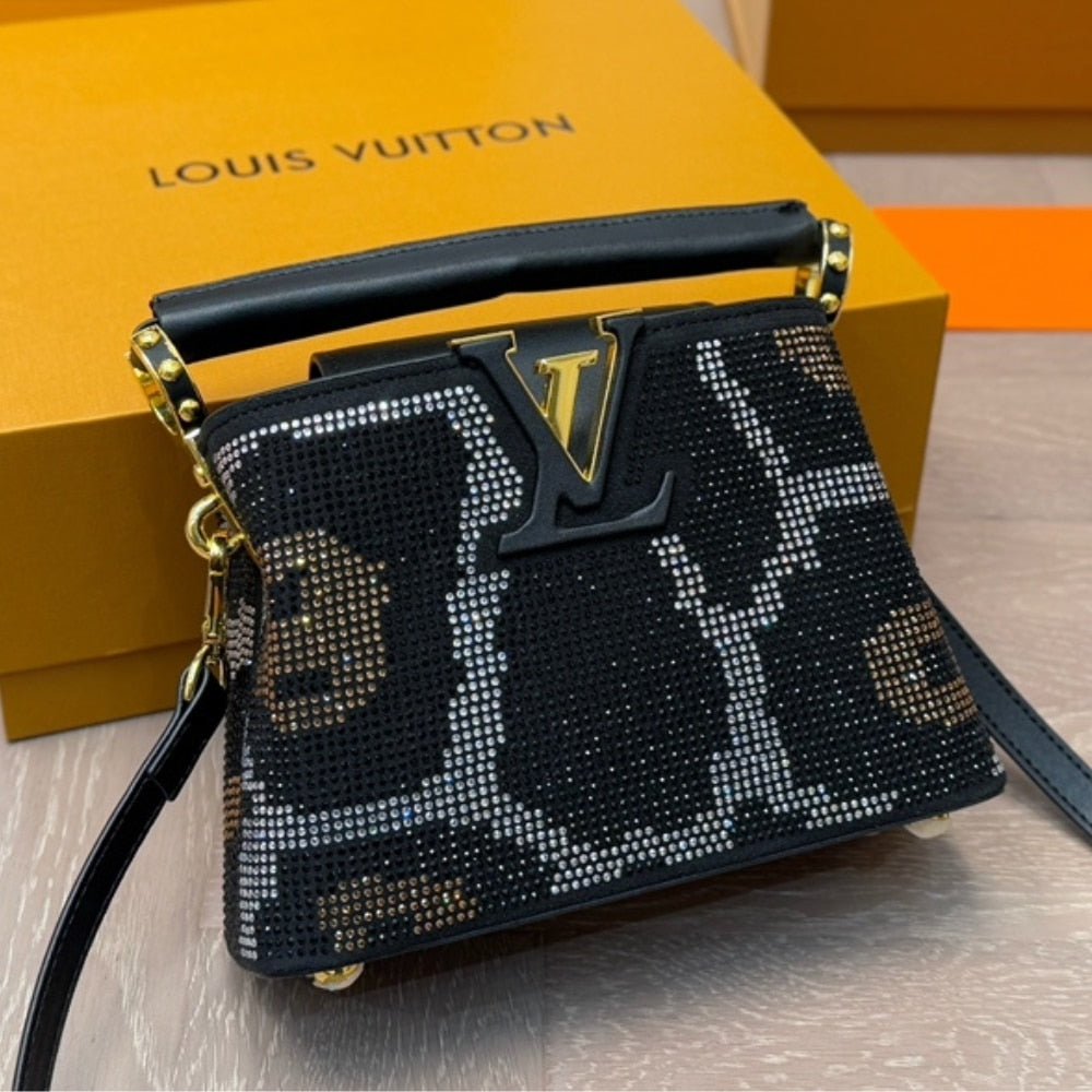 Louis Vuitton Capucines Mini Black 20Cm M13335