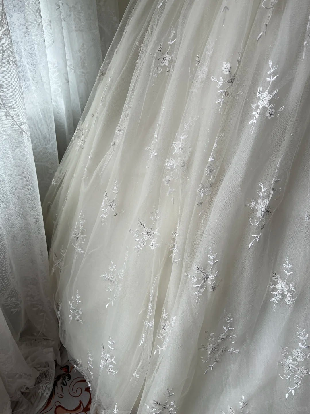 Vintage White Halter-neck Pearl Lace Tulle Ball Gown Evening Dress cc5351