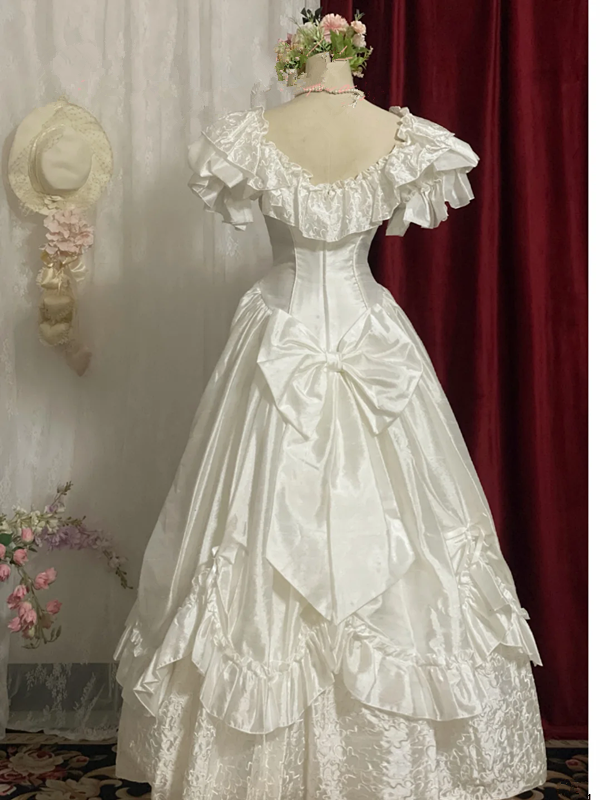 White Vintage Court-Style Satin Waist-Cinched Slim-Fit Floor-Length Ball Gown, Bridal Gown R7352