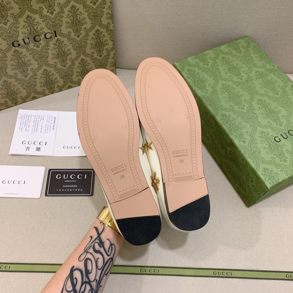 Gucci Jordaan Embroidered Bee And Starleather Loafer White