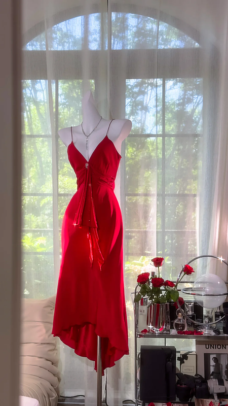 Red halter-neck fitted long ball gown R7627
