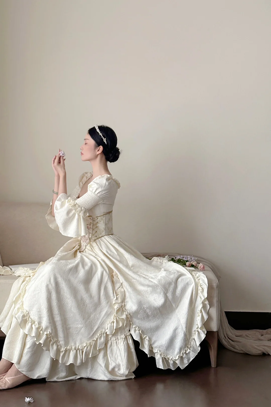 Pearl white square-neck waist-cinched slim-fit elegant vintage long prom gown, wedding dress R8017
