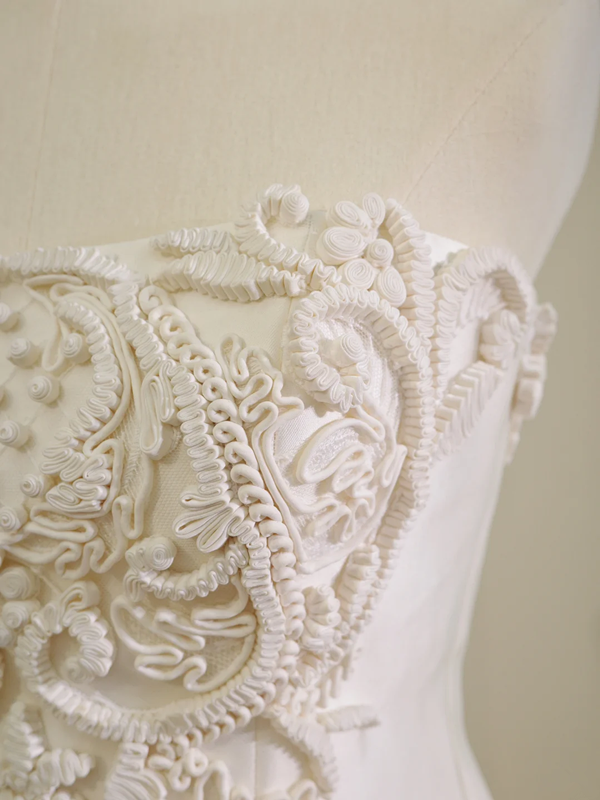 White strapless, fitted waist, full skirt, long ball gown, bridal dress R8478