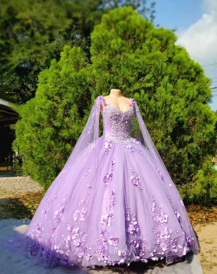 Puffy Ball Gown Quinceanera Dresses Purple with Butterflies Lace Tulle for Girls Sweet 15 16 Birthday Dress