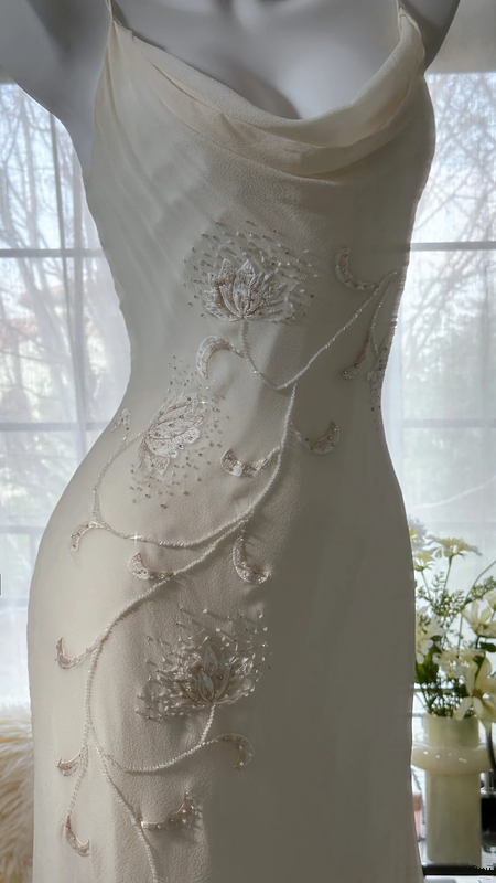 Apricot white halter-neck fitted long ball gown R7671