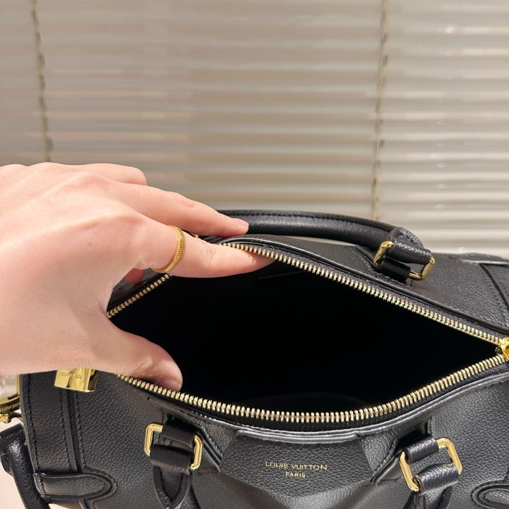 Louis Vuitton Speedy 25 Silhouette Bag Black 27Cm