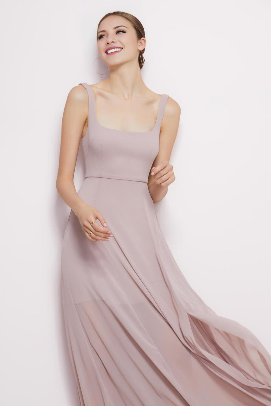 square neckline sleeveless backless and floor length evening dress