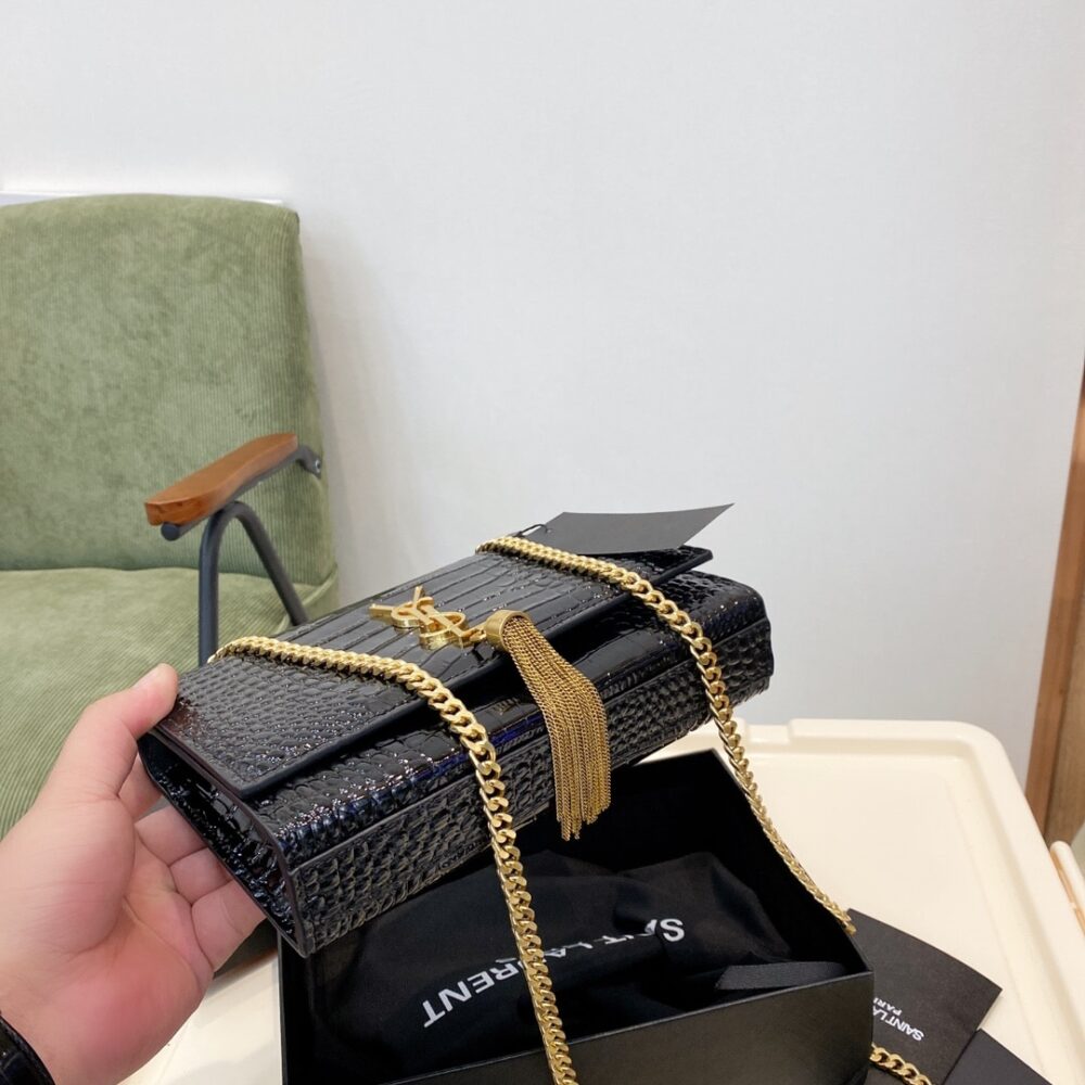 Saint Laurent Kate Medium Chain Bag With Tassel Shiny Black 22Cm 354119AAAY14083