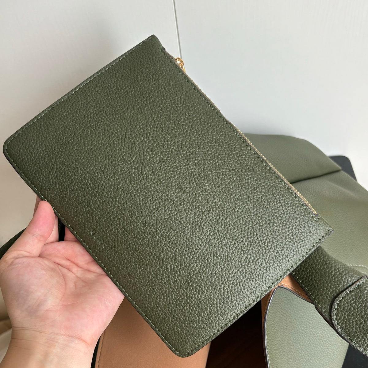 Gucci Softbit Maxi Shoulder Bag Green 46Cm