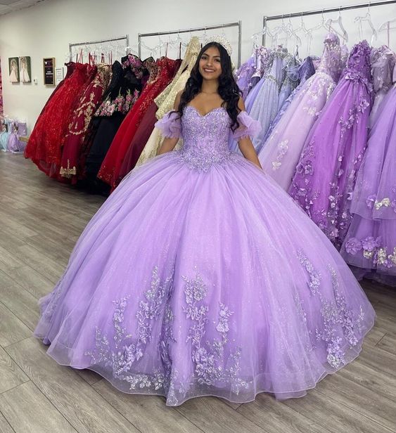 Sparkly Lavender Princess Quinceanera Dress Ball Gown Short Sleeve Lace Appliques Corset Sweet 15 Prom Dresses