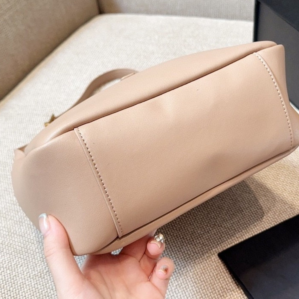 Saint Laurent Le 5 À 7 Supple Small In Grained Rose 24Cm