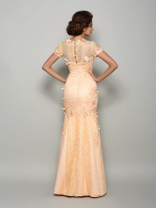 Trumpet/Mermaid Scoop Applique Short Sleeves Long Satin Mother of the Bride Dresses