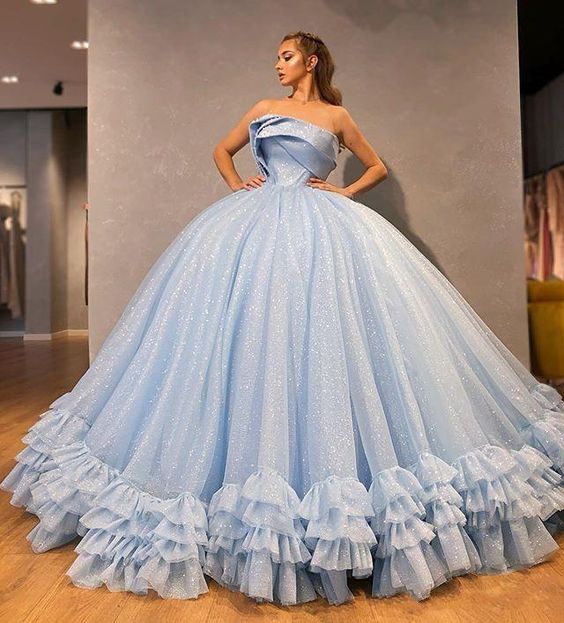 Sparkly Ball Gown Prom Dresses Strapless Puffy Bling Bling Evening Gowns Floor Length Backless Ruffles Party Dress
