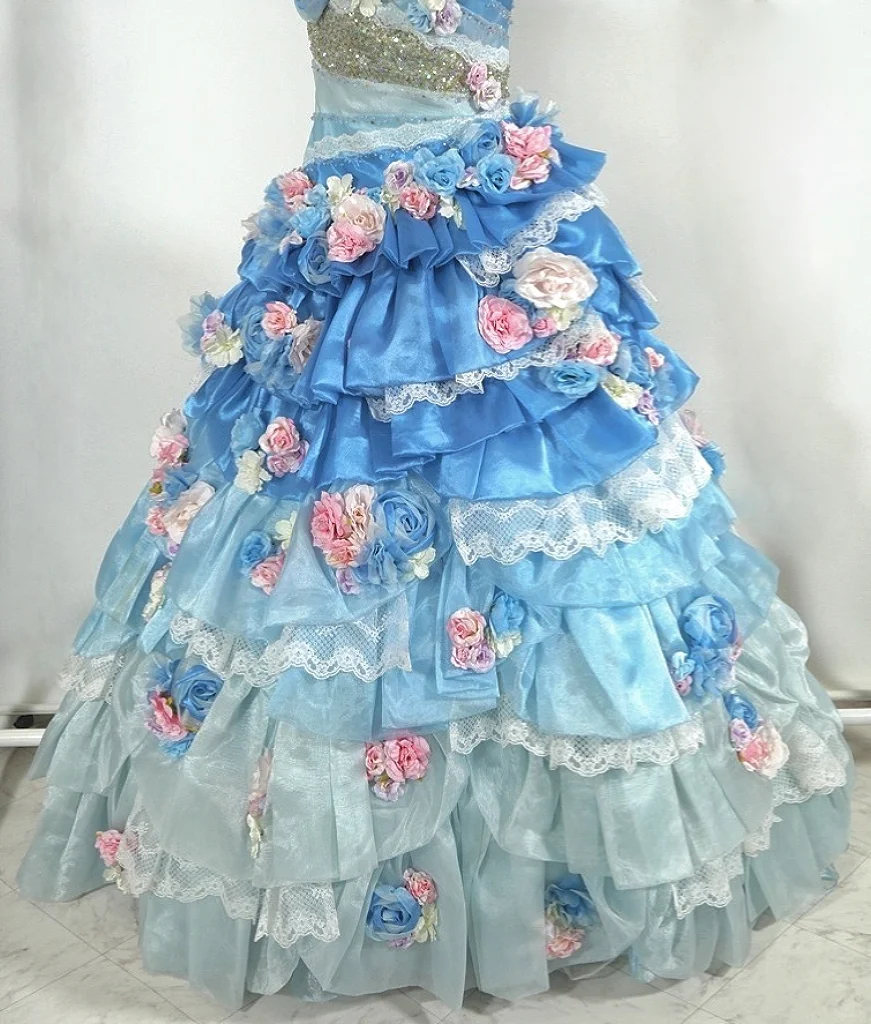 Glamorous Ombre Blue Floral Halter Neck Ruffled Tulle 3D Roses Sweet 15 Quinceanera Ball Gown TP5489