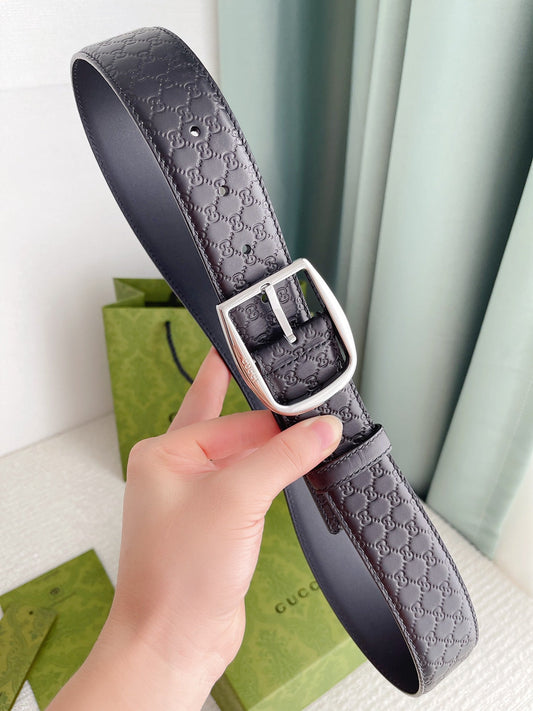 GUCCI CALFSKIN MONOGRAM BLACK BELT SILVER METAL 4CM