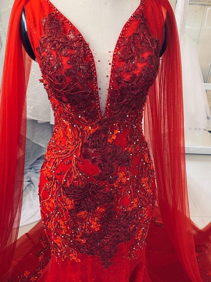 Unique Red Vintage Wedding Dress Made to Measure Wedding Dress Princess Bridal Gown Mermaid Prom Dress