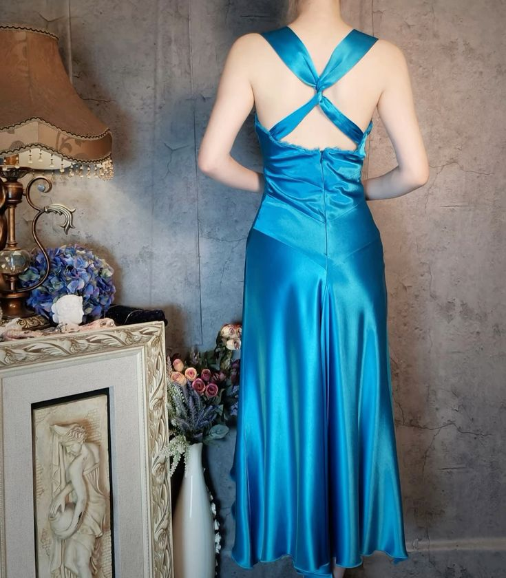 Vintage Blue V NecK Satin Mermaid Evening Dress Long Birthday Prom Gown