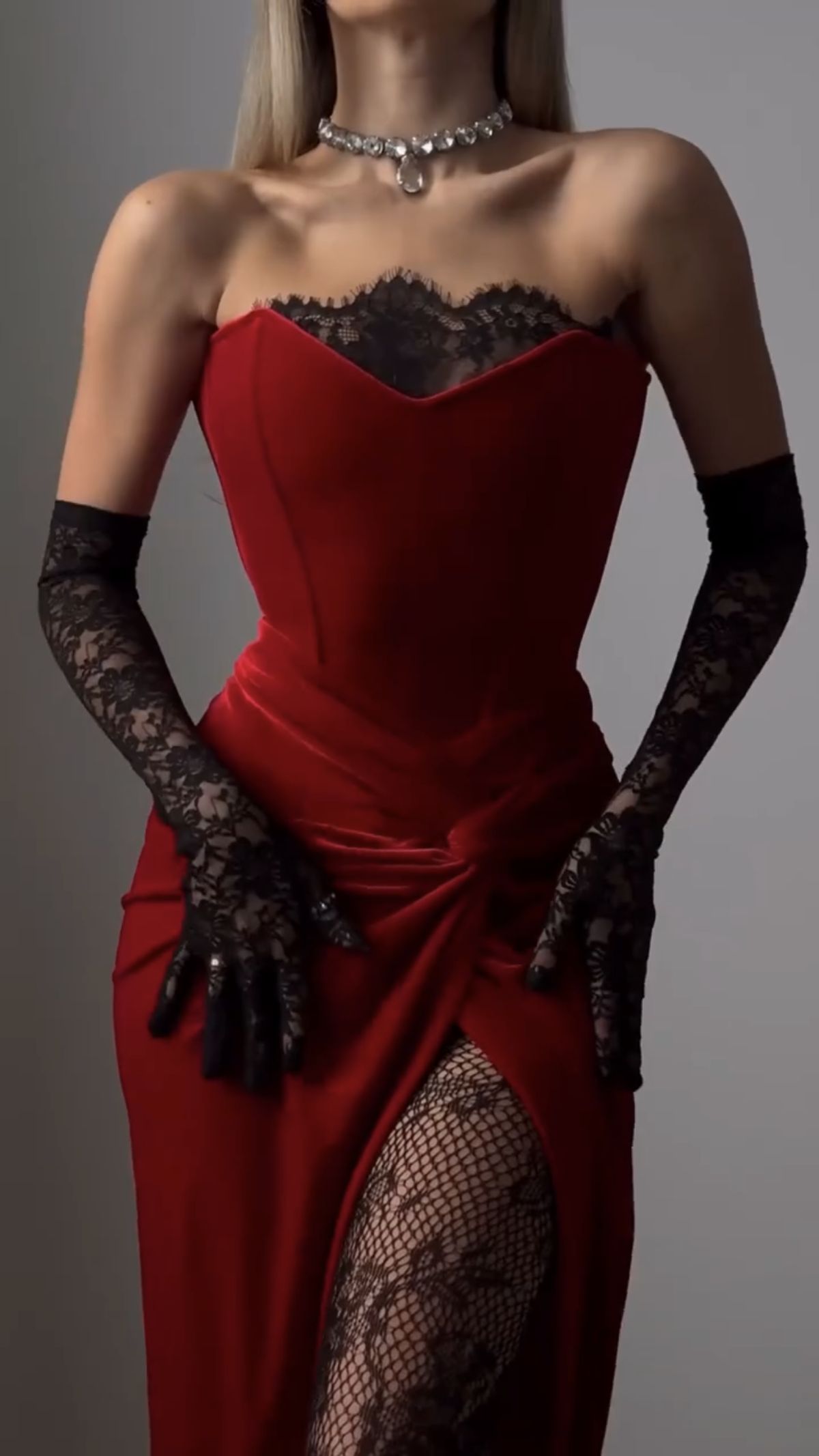 Girlhomeshops--Red and black exquisite lace sexy slit long prom dress gh5469