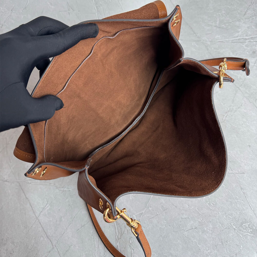CELINE SOFT TRIOMPHE BESACE IN SUPPLE SHINY LAMBSKIN(HIGH-END GRADE)