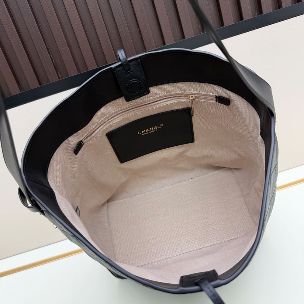 CHANEL Large Bucket Bag