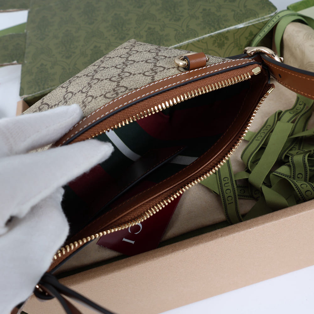 Gucci GG Emblem small shoulder bag