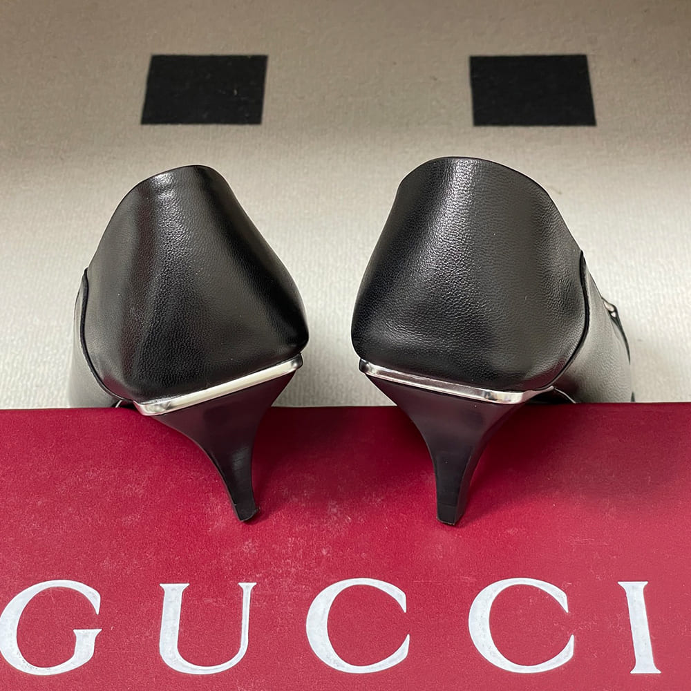 GUCCI Women’s Vittoria pump