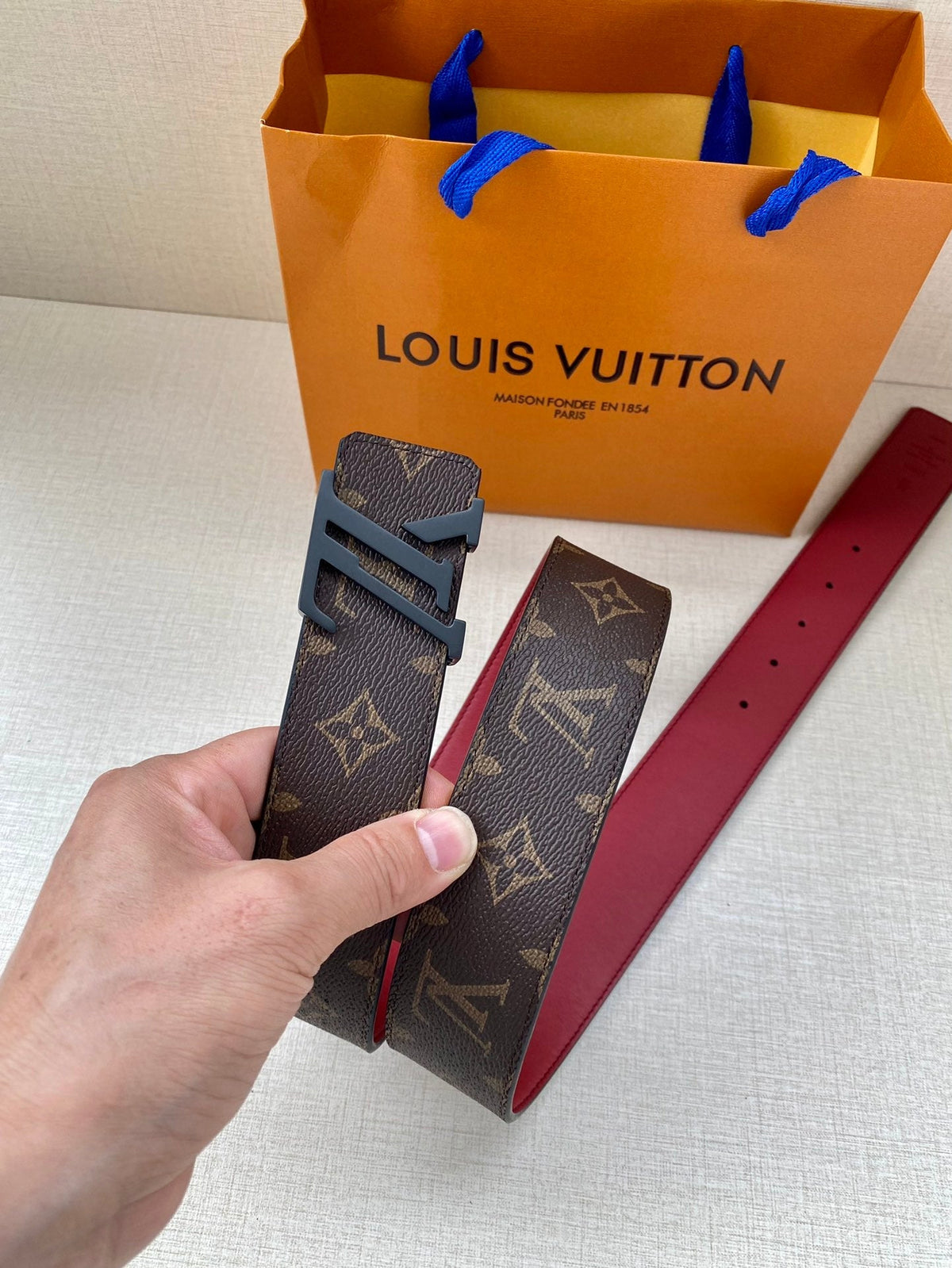 Women’s Luxury LUV BELTS 019