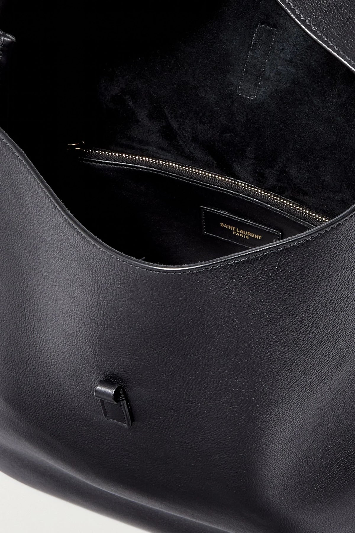 SAINT LAURENT Le 5 à 7 Supple large leather shoulder bag