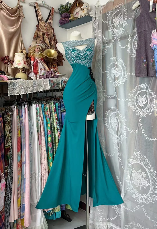 Sleeveless Waist-Cinched Slim-Fit Bodycon Floor-Length Ball Gown in Teal R7412