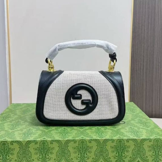 Gucci Blondie Shoulder Bag Natural Black 22Cm 815716 HAAKF 2546