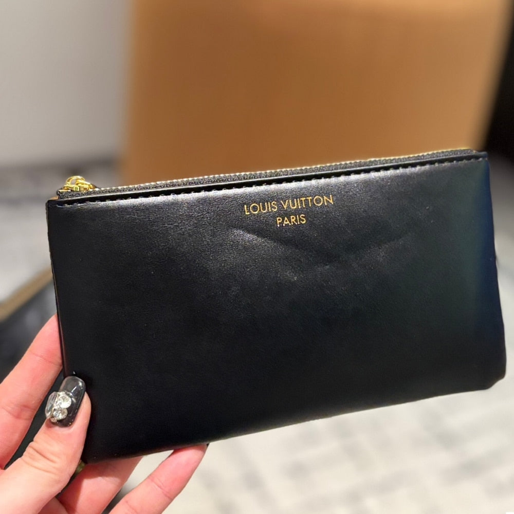 Louis Vuitton Coussin Hobo MM Black 30Cm M21260
